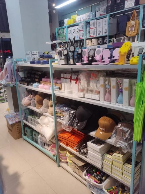 一站式便利購 中東路小百貨批發(fā)零售店，滿足您的日常所需